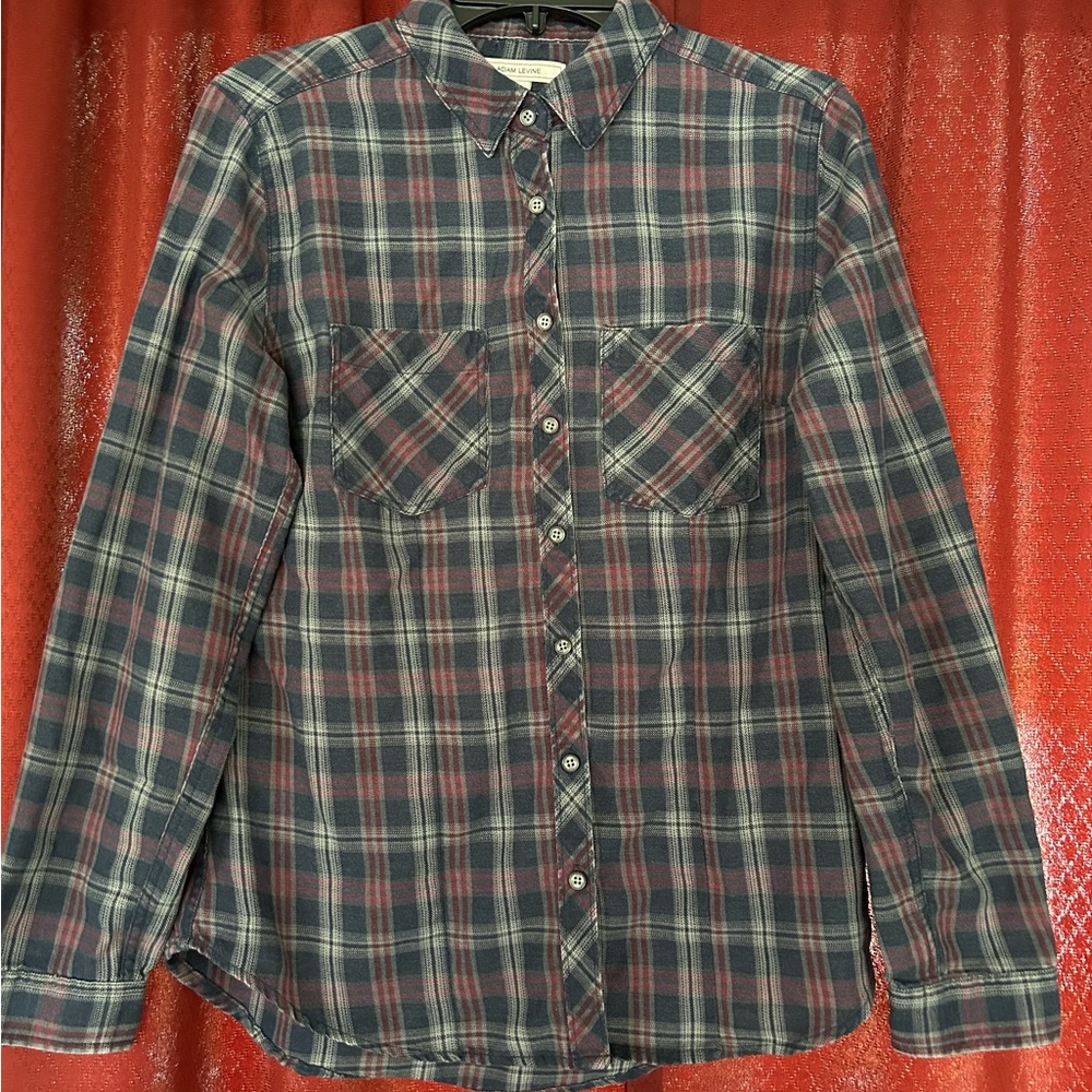 Adam Levine women’s long sleeve plaid blue/gray/pink size small